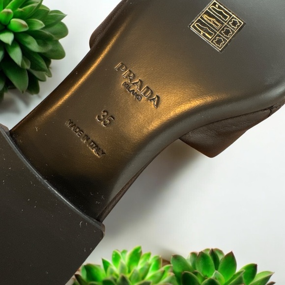 PRADA QUILTED NAPPA LEATHER SABOTS - Picture 5 of 5